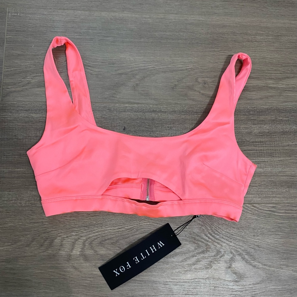 WHITE FOX: keyhole crop top